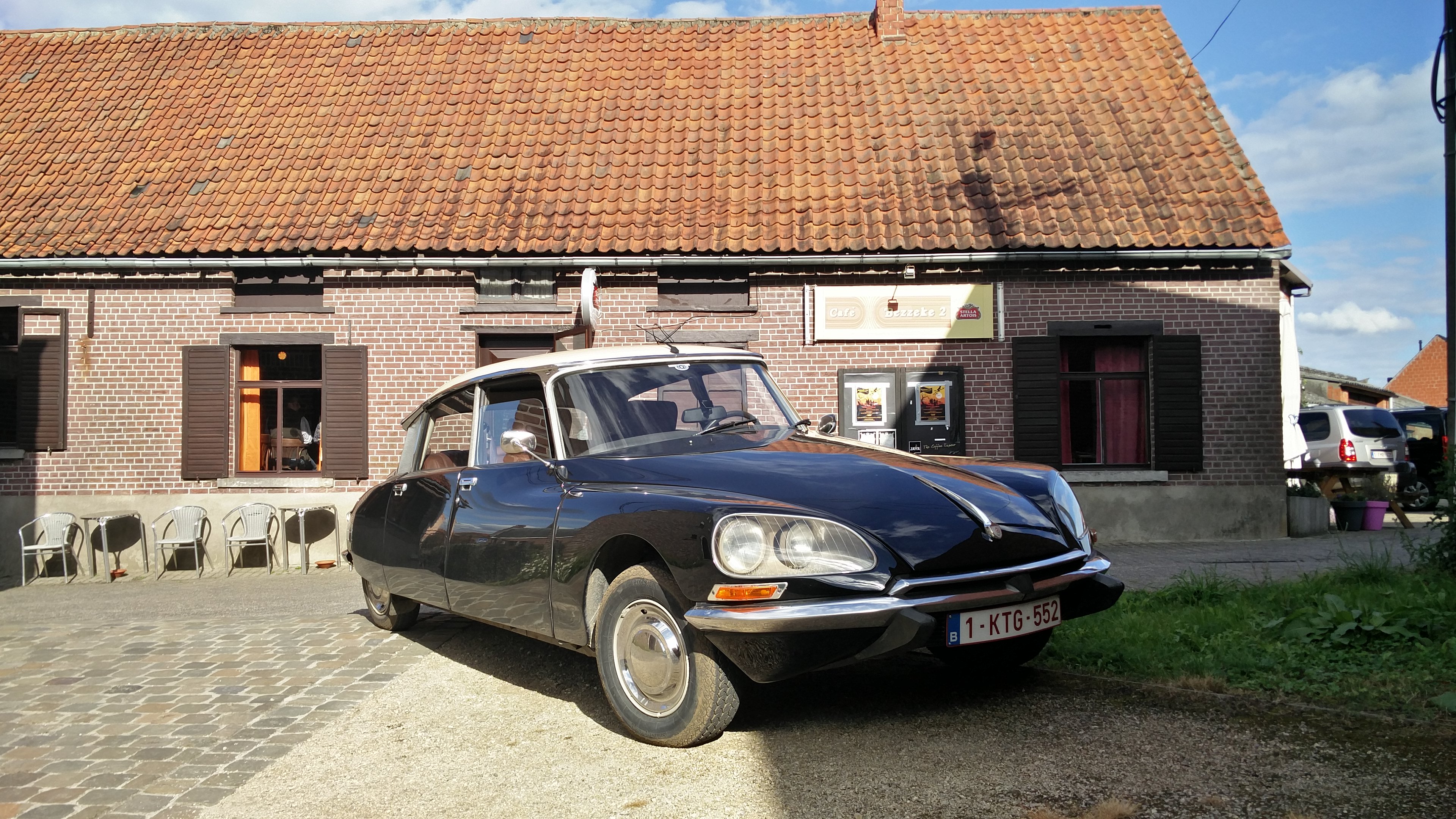 Through the wine landscapes of the Hageland with our Citroên DS